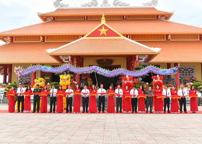 Khánh thành Khu chứng tích chiến tranh rừng tràm Bang Biện Phú và Đền thờ anh hùng liệt sĩ - Anh 1