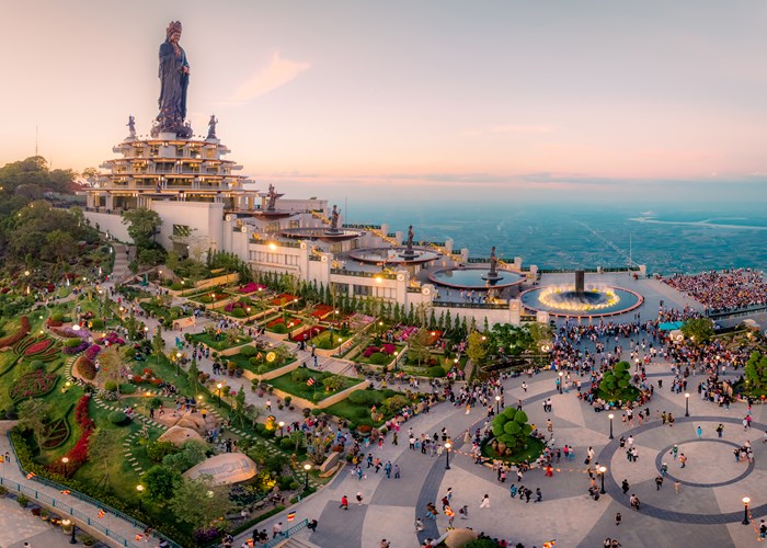 Sun World Ba Den Mountain ưu đãi 50% giá vé cáp treo nhân Ngày Bến Tre đồng khởi - Anh 4