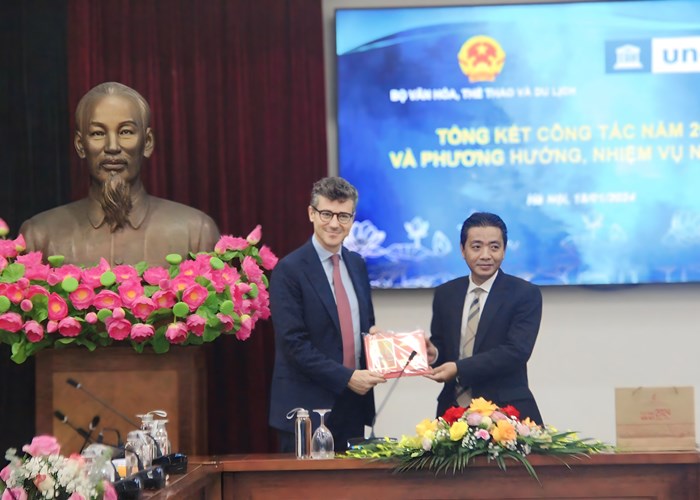 Việt Nam là hình mẫu về bảo tồn và phát huy các giá trị di sản văn hoá - Anh 4