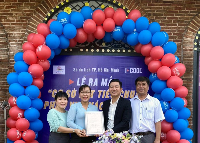 TP.HCM: Công nhận điểm đến đạt chuẩn phục vụ khách du lịch - Anh 2
