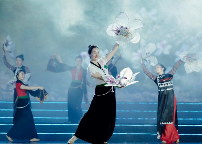 Trai nghiem sac mau van hoa Dien Bien tai Thanh Hoa - Anh 5