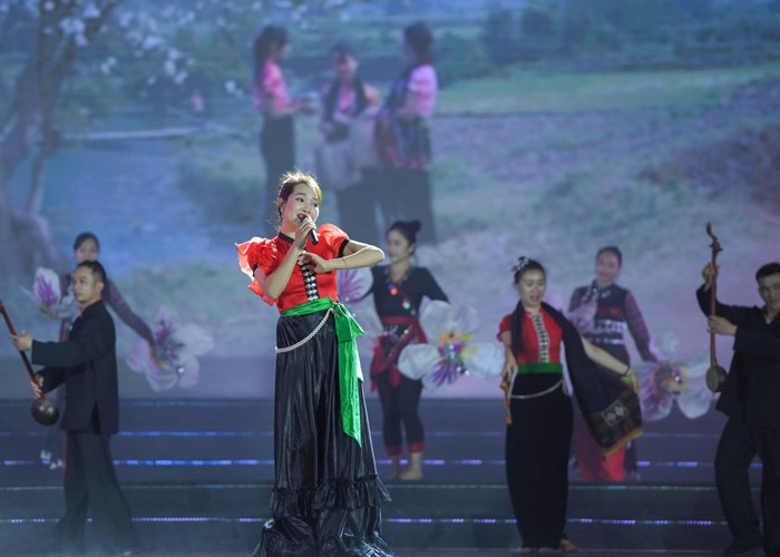 Trai nghiem sac mau van hoa Dien Bien tai Thanh Hoa - Anh 4