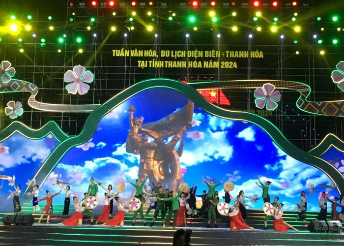 Trai nghiem sac mau van hoa Dien Bien tai Thanh Hoa - Anh 2