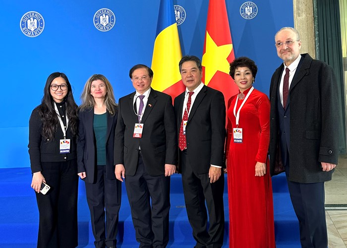 Thủ tướng: Phát triển văn hoá sâu rộng nhằm tăng cường quan hệ hữu nghị hợp tác lâu dài giữa Việt Nam và Rumani - Anh 4
