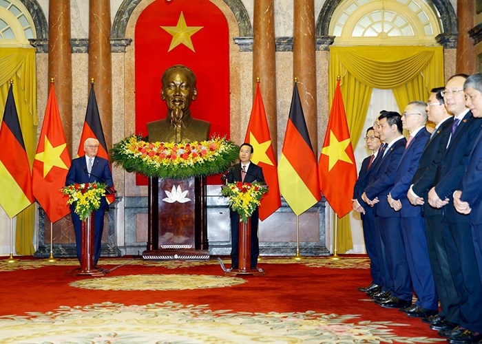 Việt Nam và Đức nhất trí đẩy mạnh các hoạt động giao lưu văn hóa - Anh 5