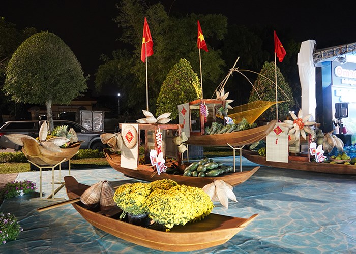 Lan tỏa truyền thống Tết Việt - Anh 5