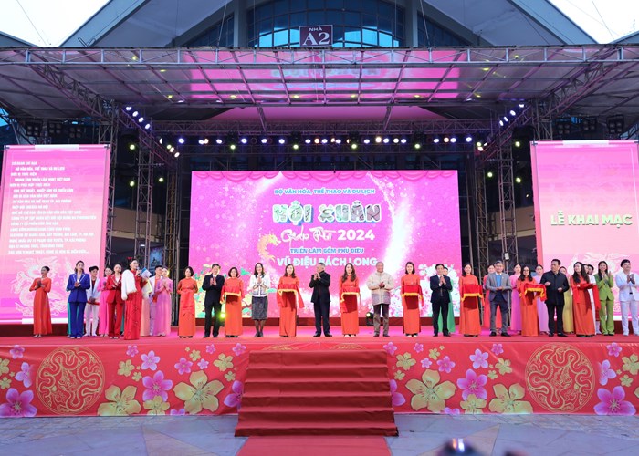 Tưng bừng khai mạc Hội Xuân Giáp Thìn - Anh 2