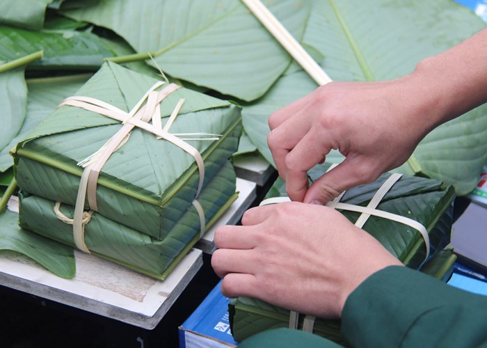 600 phần quà được trao đi qua chương trình “Bánh chưng xanh – Tết vì người nghèo” năm 2024 - Anh 10
