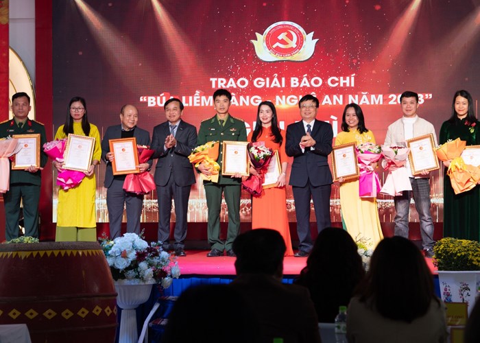 Khai hội Báo Xuân Giáp Thìn tỉnh Nghệ An 2024 - Anh 3