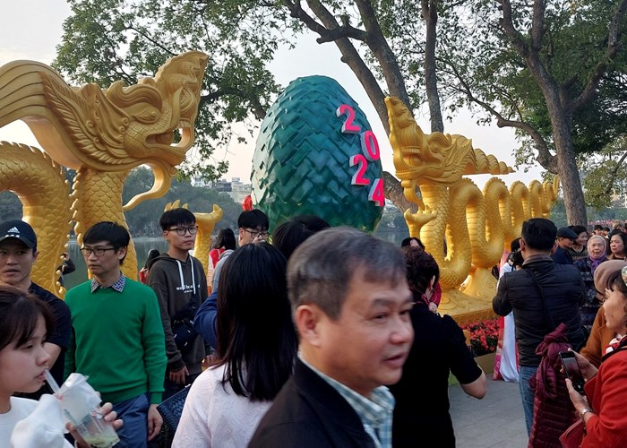 Hà Nội: Khách quốc tế trong kỳ nghỉ Tết Nguyên đán tăng gấp đôi so với cùng kỳ - Anh 3