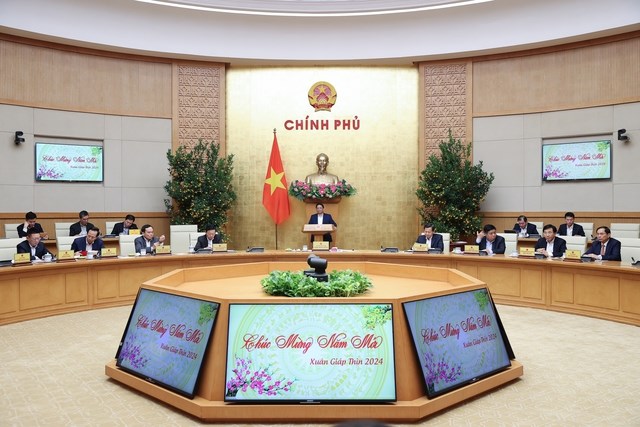 Thủ tướng: Tổ chức các lễ hội sau Tết an toàn, lành mạnh, phát huy bản sắc dân tộc, phục vụ tốt hoạt động du lịch - Anh 3
