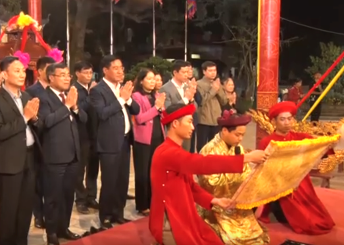 Khai hội Lễ phát lương Đức Thánh Trần đền Trần Thương - Anh 1