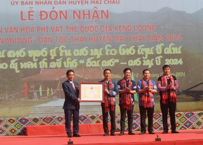 Hoà Bình đón nhận Di sản văn hóa phi vật thể quốc gia Keng Loóng và mở hội Xên Mường - Anh 1
