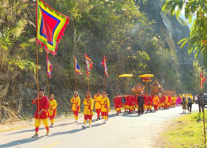 Lễ hội Đền thờ Vua Lê Thái Tổ nơi biên cương Nậm Nhùn - Anh 1