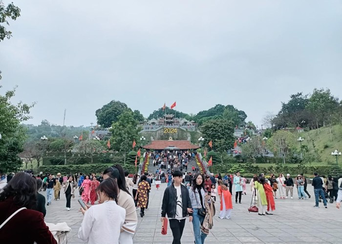 Thanh tra công tác quản lý và tổ chức lễ hội: Kịp thời chấn chỉnh bất cập nảy sinh - Anh 4