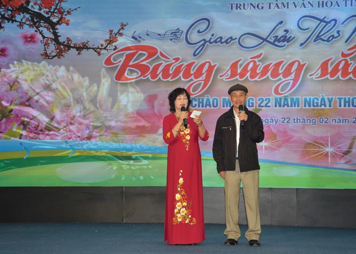 Ngày hội giao lưu thơ, nhạc “Bừng sáng sắc Xuân” - Anh 2