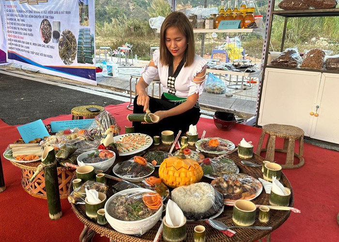 Khám phá hương vị ẩm thực độc đáo các dân tộc Nậm Nhùn - Anh 1