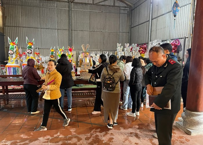 Quản lý, tổ chức lễ hội tại Đền Trần Thương, Lảnh Giang (Hà Nam): Giám sát, xử lý nghiêm những bất cập nảy sinh - Anh 3