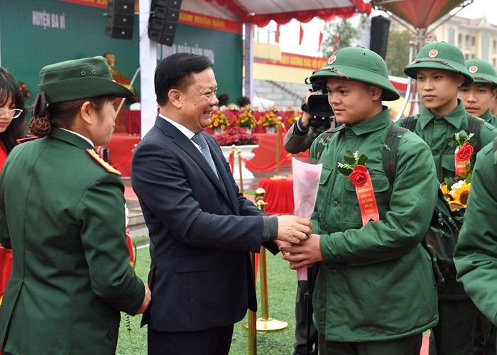 Ha Noi: Soi noi ngay hoi tong quan tai Ba Vi, Thanh Xuan - Anh 1