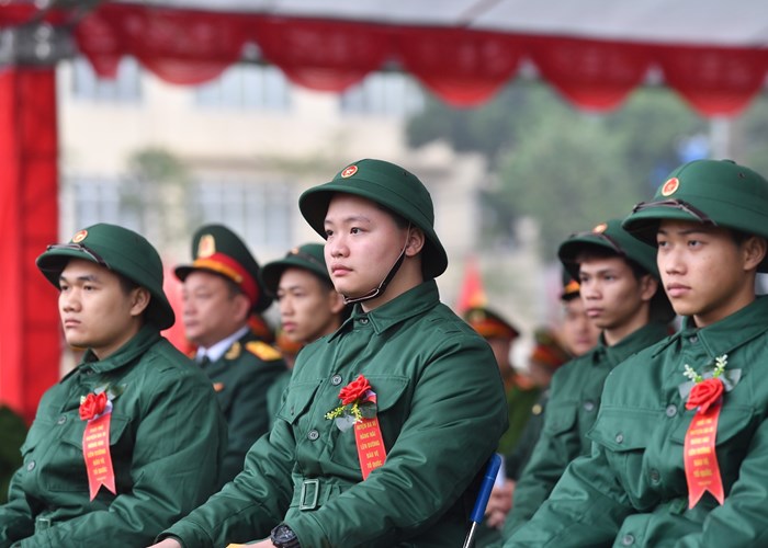 Ha Noi: Soi noi ngay hoi tong quan tai Ba Vi, Thanh Xuan - Anh 4