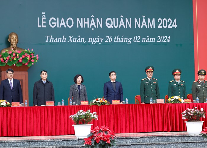 Ha Noi: Soi noi ngay hoi tong quan tai Ba Vi, Thanh Xuan - Anh 9