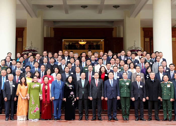 Chủ tịch nước Võ Văn Thưởng: “Đất nước đang rất cần những trí thức, nhà khoa học, văn nghệ sĩ với tình yêu Tổ quốc nồng nàn…” - Anh 7