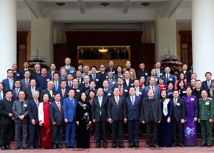 Chủ tịch nước Võ Văn Thưởng: “Đất nước đang rất cần những trí thức, nhà khoa học, văn nghệ sĩ với tình yêu Tổ quốc nồng nàn…” - Anh 9