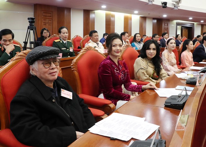 Chủ tịch nước Võ Văn Thưởng: “Đất nước đang rất cần những trí thức, nhà khoa học, văn nghệ sĩ với tình yêu Tổ quốc nồng nàn…” - Anh 6