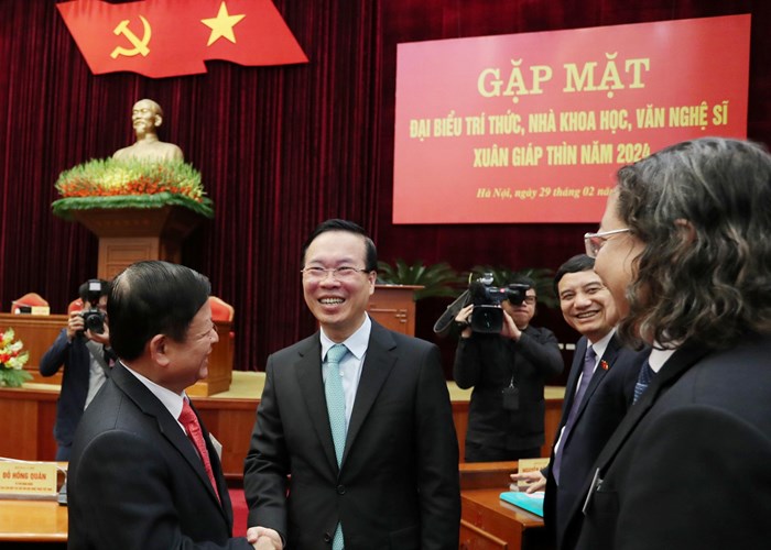 Chủ tịch nước Võ Văn Thưởng: “Đất nước đang rất cần những trí thức, nhà khoa học, văn nghệ sĩ với tình yêu Tổ quốc nồng nàn…” - Anh 4