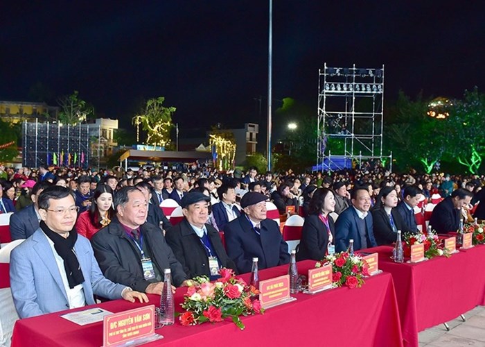 Hát Quan làng của người Tày ở Tuyên Quang đón nhận Di sản văn hóa phi vật thể quốc gia - Anh 2