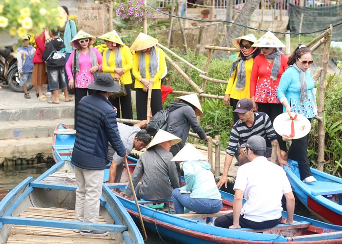 Sớm xử lý dứt điểm tình trạng lộn xộn ở điểm du lịch rừng dừa nước Tịnh Khê - Anh 1