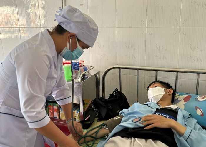 Những nữ điều dưỡng tận tâm, hết lòng vì người bệnh - Anh 4