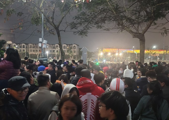 Ngột ngạt ở sự kiện 