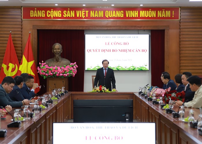 Bộ VHTTDL công bố và trao các quyết định bổ nhiệm cán bộ - Anh 3