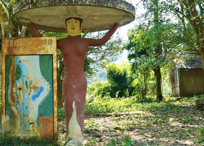 Khu du lịch suối nước khoáng bị lãng quên giữa đại ngàn - Anh 6