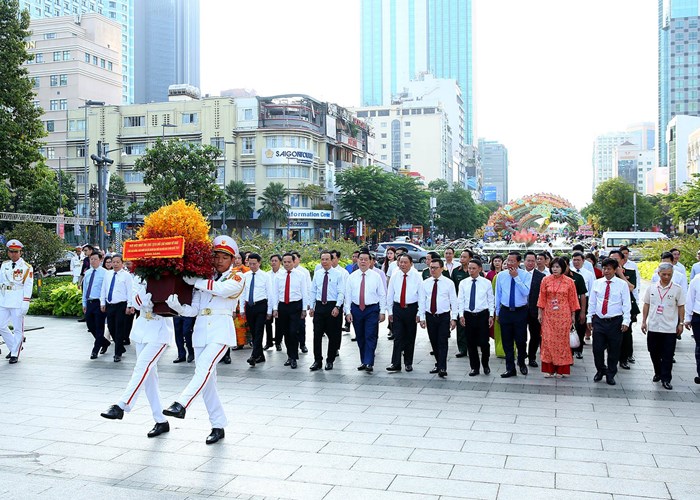 Trưởng ban Tuyên giáo Trung ương: Tiếp tục đẩy mạnh xây dựng cơ quan báo chí văn hóa và người làm báo văn hóa - Anh 1