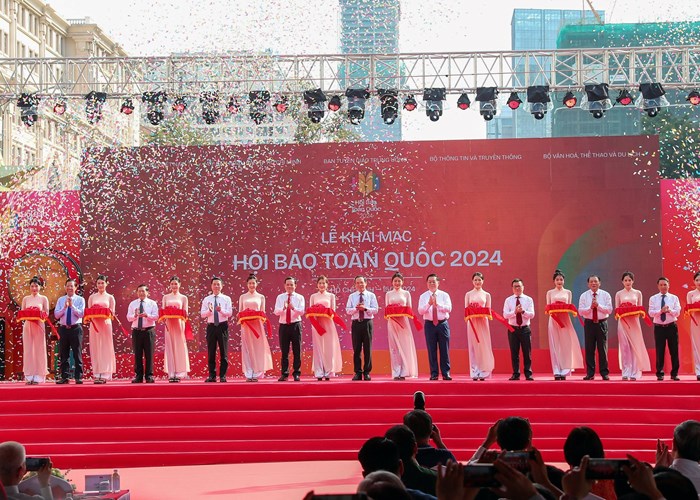 Trưởng ban Tuyên giáo Trung ương: Tiếp tục đẩy mạnh xây dựng cơ quan báo chí văn hóa và người làm báo văn hóa - Anh 2