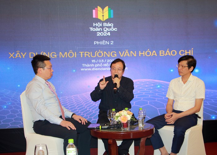 Xây dựng môi trường văn hoá báo chí phải là vấn đề sống còn của cơ quan báo chí - Anh 3