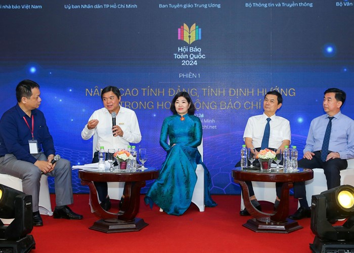 Nâng cao tính Đảng, tính định hướng trong hoạt động báo chí: Sáng tạo để tạo ra giá trị khác biệt - Anh 1