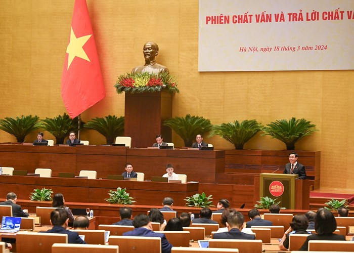 Chủ tịch Quốc hội: Chất vấn và trả lời chấn vấn cần ngắn gọn, đúng trọng tâm, đưa ra các giải pháp thiết thực, hiệu quả, khả thi - Anh 4