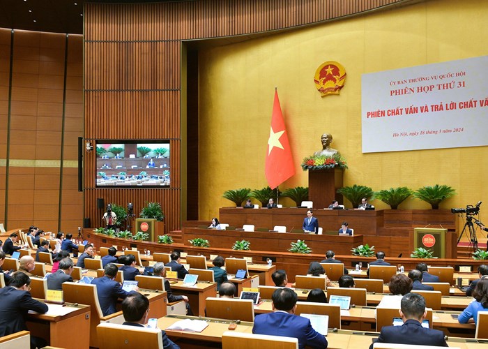 Bộ trưởng Bộ Ngoại giao trả lời các vấn đề về miễn thị thực, ngoại giao văn hóa - Anh 6