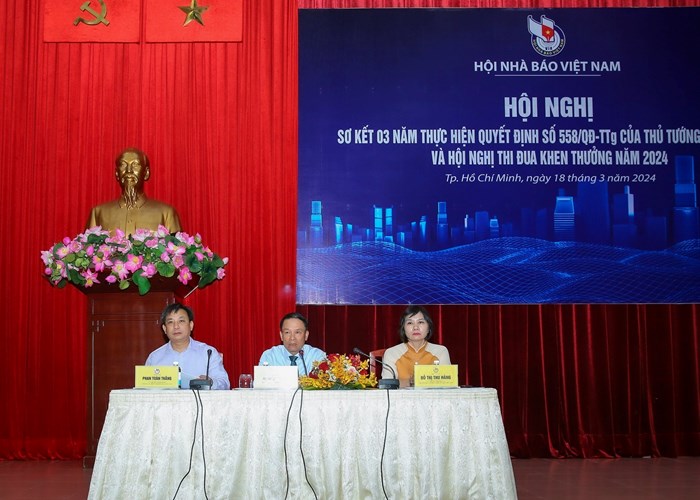 Tiếp tục đẩy mạnh công tác hỗ trợ báo chí với nguồn kinh phí lớn hơn - Anh 1