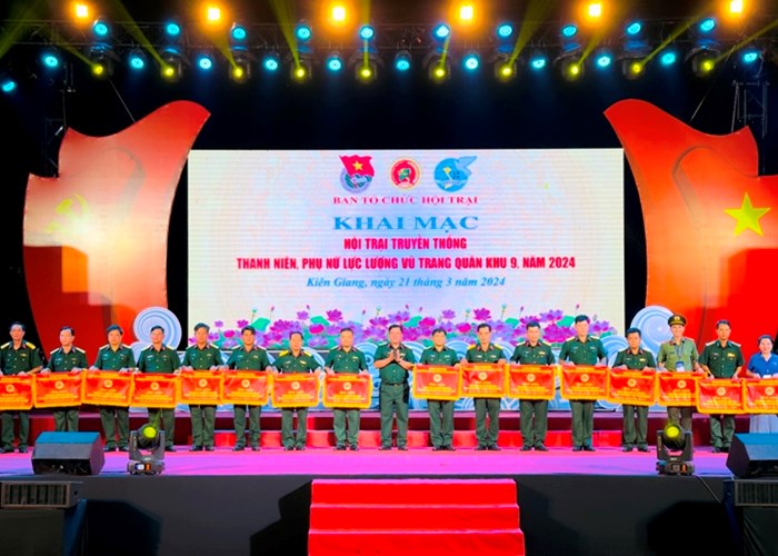 Hội trại truyền thống thanh niên, phụ nữ lực lượng vũ trang Quân khu 9 - Anh 1