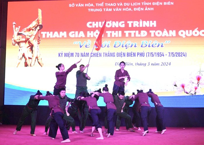 Đặc sắc chương trình nghệ thuật “Điện Biên giai điệu tự hào” - Anh 2