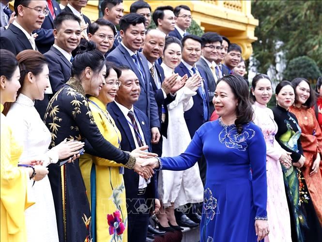 Quyền Chủ tịch nước Võ Thị Ánh Xuân gặp mặt Hội Doanh nhân trẻ nhân Tháng Thanh niên năm 2024 - Anh 3
