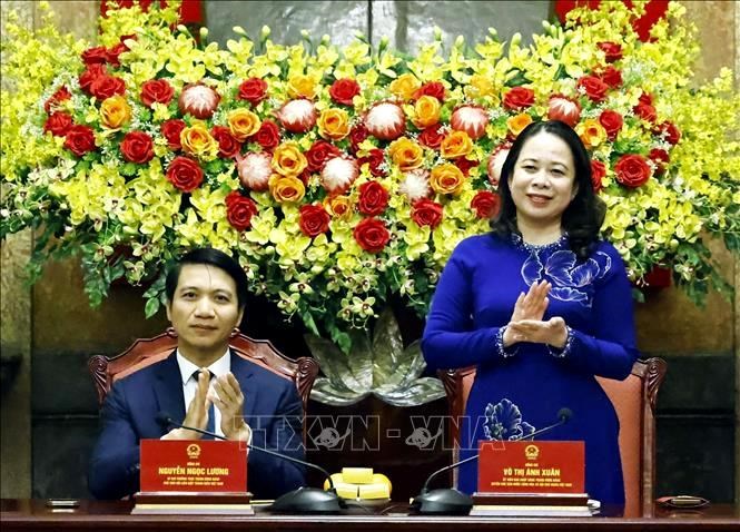 Quyền Chủ tịch nước Võ Thị Ánh Xuân gặp mặt Hội Doanh nhân trẻ nhân Tháng Thanh niên năm 2024 - Anh 1