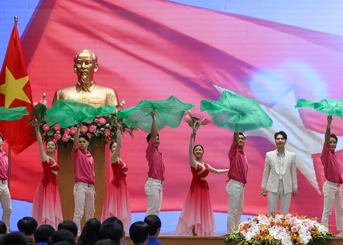 Thủ tướng đối thoại với thanh niên - Anh 3