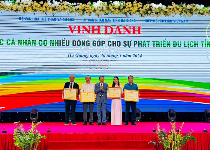 Định vị và xây dựng thương hiệu du lịch Hà Giang: Cảm xúc bất tận - Anh 6