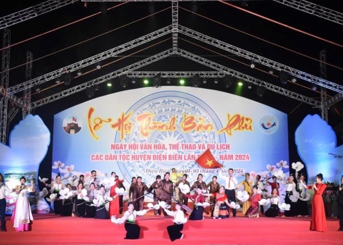 Tôn vinh bản sắc văn hóa các dân tộc vùng cao ở Điện Biên - Anh 1