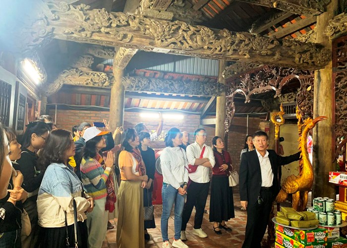 Hà Tĩnh đón hơn 700 nghìn lượt khách tham quan trong quý I/2024 - Anh 1
